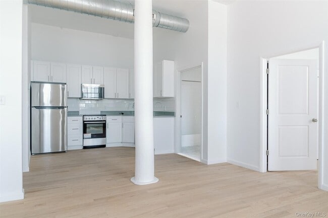 Photo - 155 S River St Unit 1A