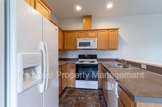 Photo - 865 NW Ivy St