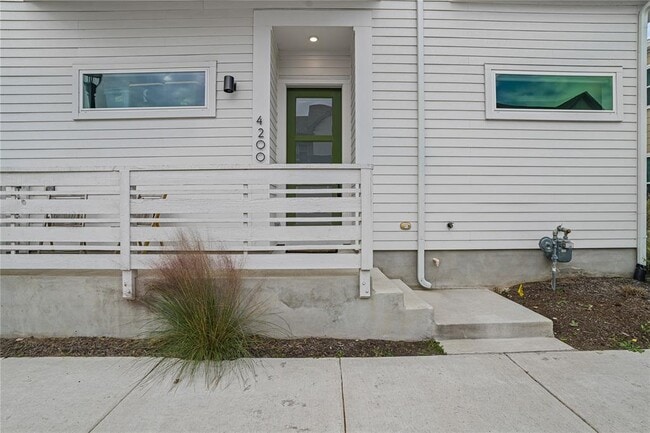 Photo - 4200 Margarita St