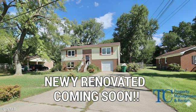 Building Photo - Newly Renovated For You!