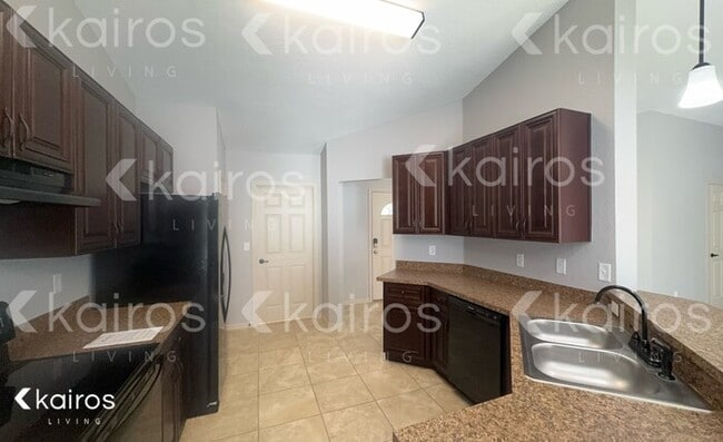 Photo - 419 Marion Oaks Pass