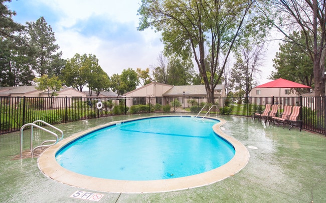 Photo - Village Green Apartments