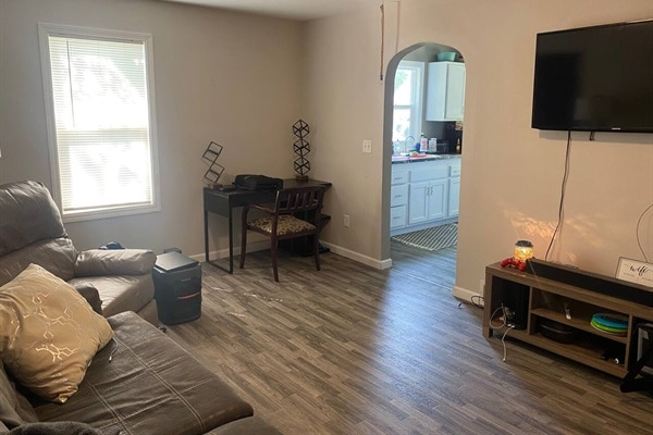 Building Photo - 624 Columbus Ave Rental
