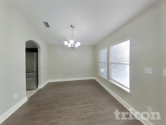 Photo - 2268 Eisner Dr