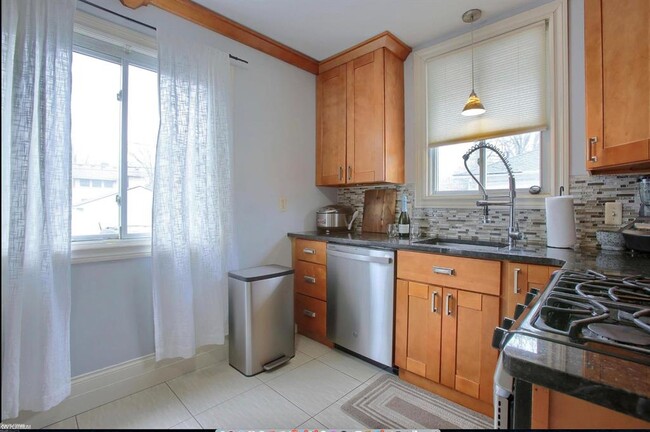 Photo - 736 Gardenia Ave