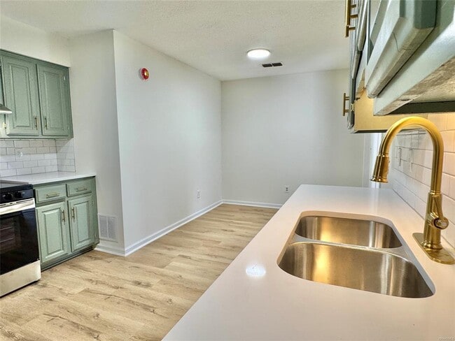 Photo - 2905 Willow Ln Dr