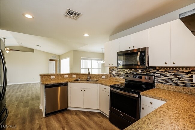 Photo - 1422 NW 1st St