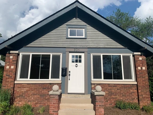 Photo - 705 S Park Ave