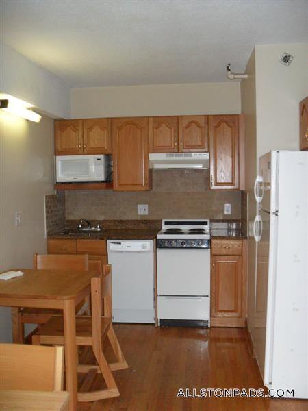 Photo - 1110 Commonwealth Ave Unidad 208