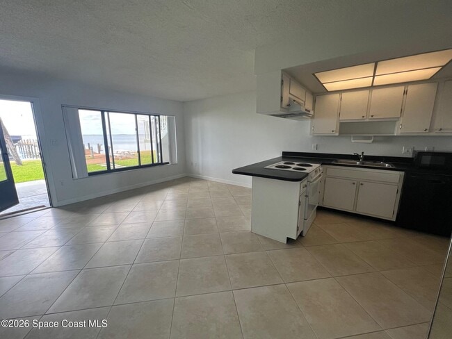 Photo - 3100 S Atlantic Ave Unit 103