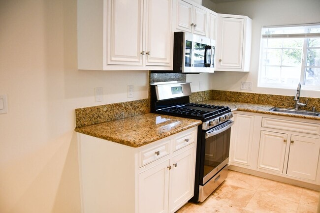 Building Photo - Parker (316) Unit Parker (316) #A