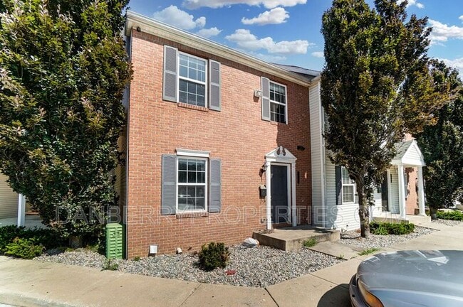 Photo - 1109 N Byrne Rd