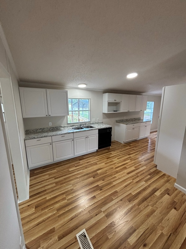 Photo - 297 Forrester Rd