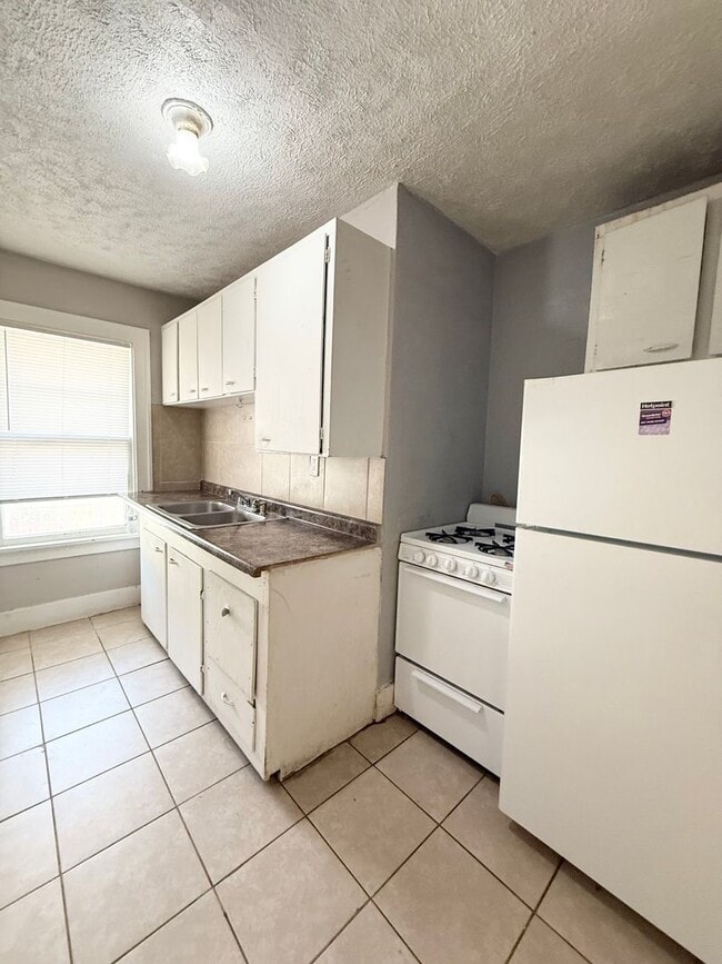 Photo - 1911 Park Ave Unit 4