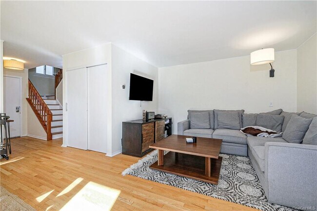 Photo - 31 Hillside Terrace Unidad C