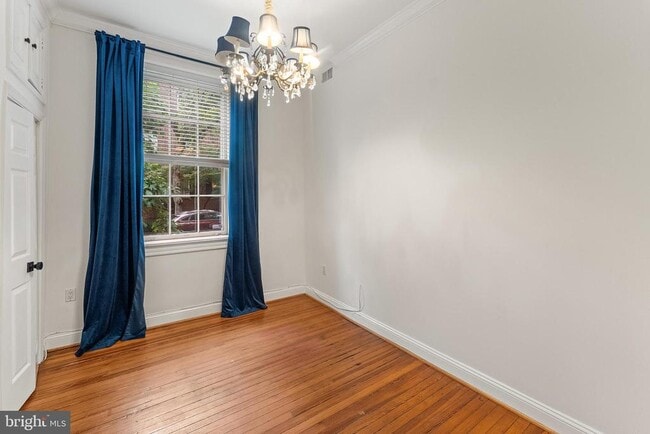 Photo - 3267 N St NW Unit 2