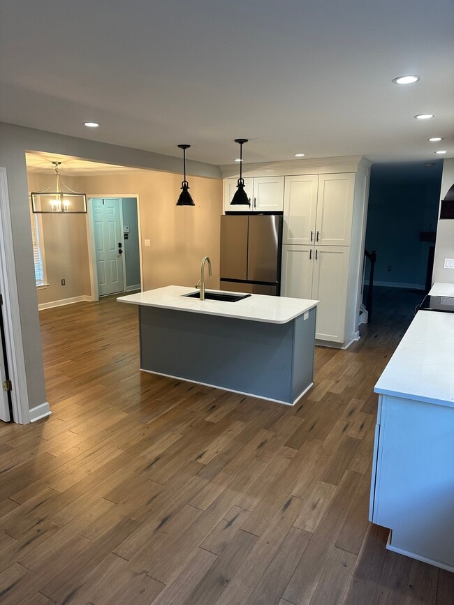 Photo - 15731Pypers Pointe Dr
