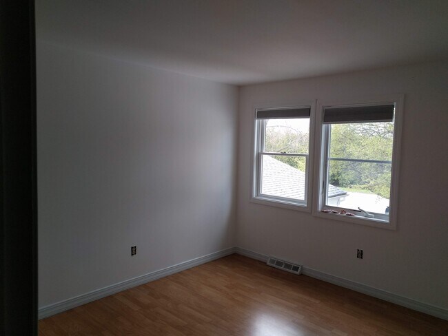 Photo - 81 Fairmont Pl