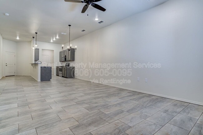 Photo - 2623 136th St