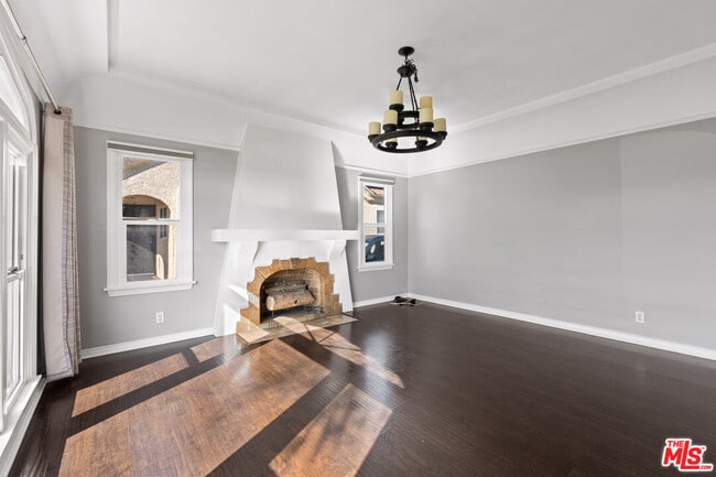 Photo - 7822 S Halldale Ave