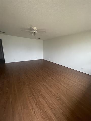 Photo - 715 W Chestnut St