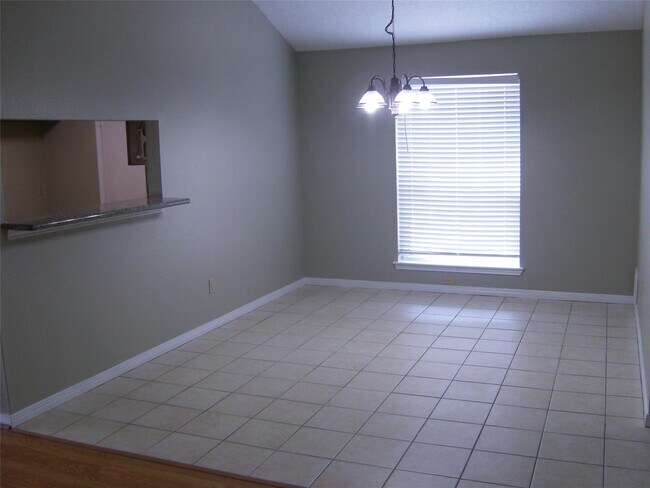 1714 Rebecca Ln