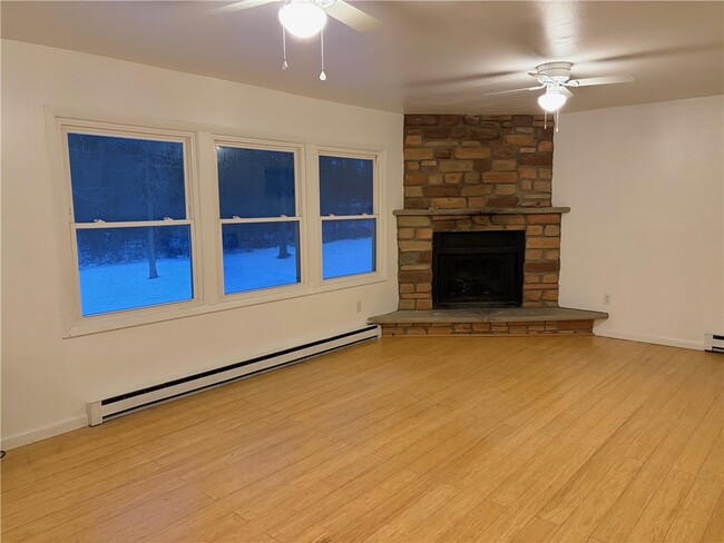 Photo - 39 Highgate Cir