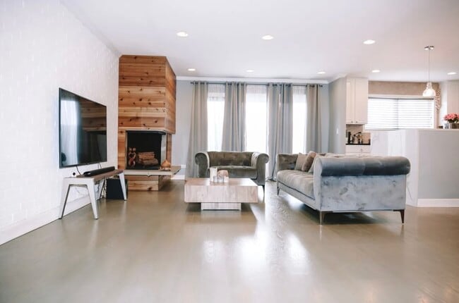 Photo - 1828 Wildberry Dr Unit C