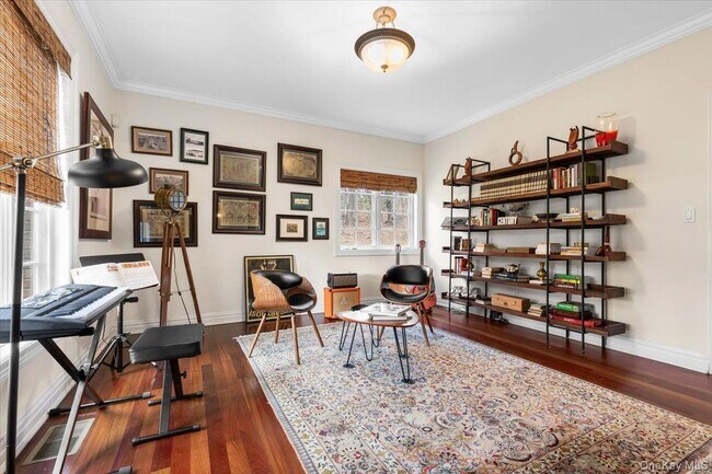 Photo - 87 Harriman Rd