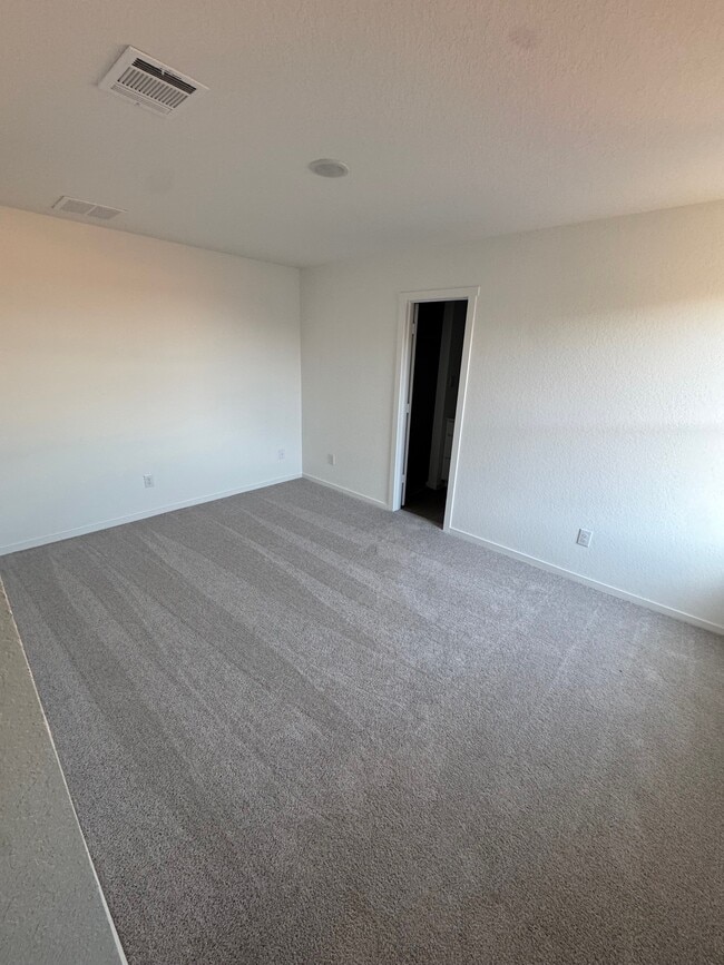 Photo - 7306 India Star