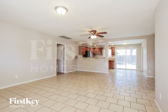 Photo - 2907 E Michelle Dr