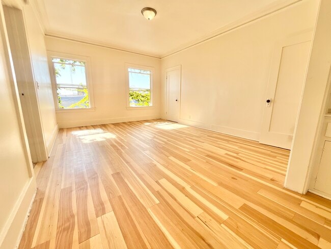 Photo - 1906 Cimarron St Los Angeles, CA 90018 Unit 4