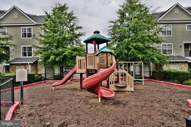 Photo - 13363 Connor Dr Unit H