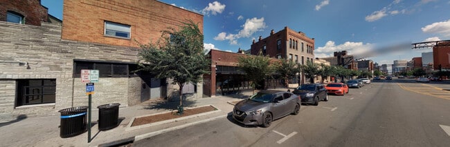 Building Photo - 1114 N High St Rental