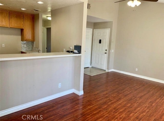 Building Photo - 13046 Sycamore Village Dr