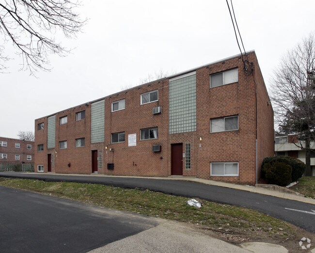 Welsh Gardens - Welsh Gardens