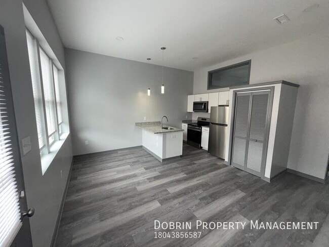 Photo - 2317 W Main St Unit 2