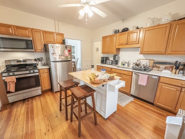 Photo - 70 Line St Unit 1