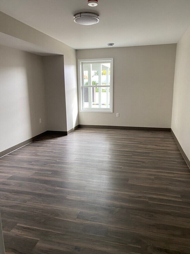 Photo - Heartland Apartments Unit 16