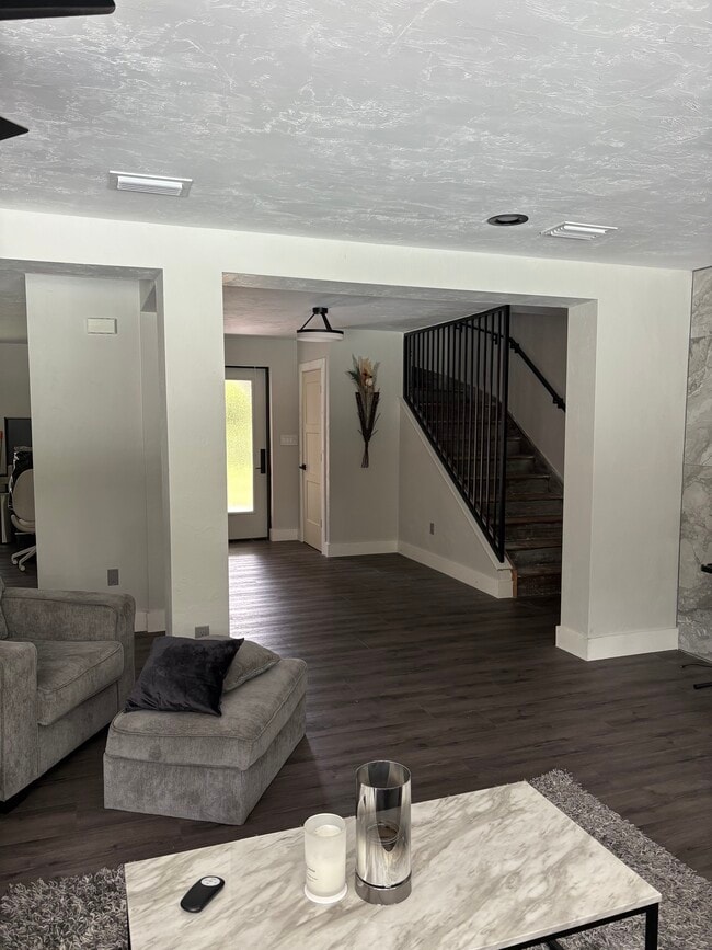 Photo - 701 NW 28th St