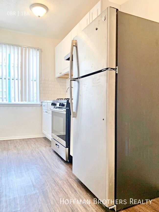 Photo - 1212 N Berendo St Apartment Unit 16