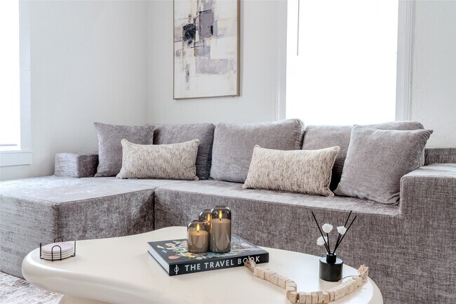 2016 Dunlavy St Unit 3