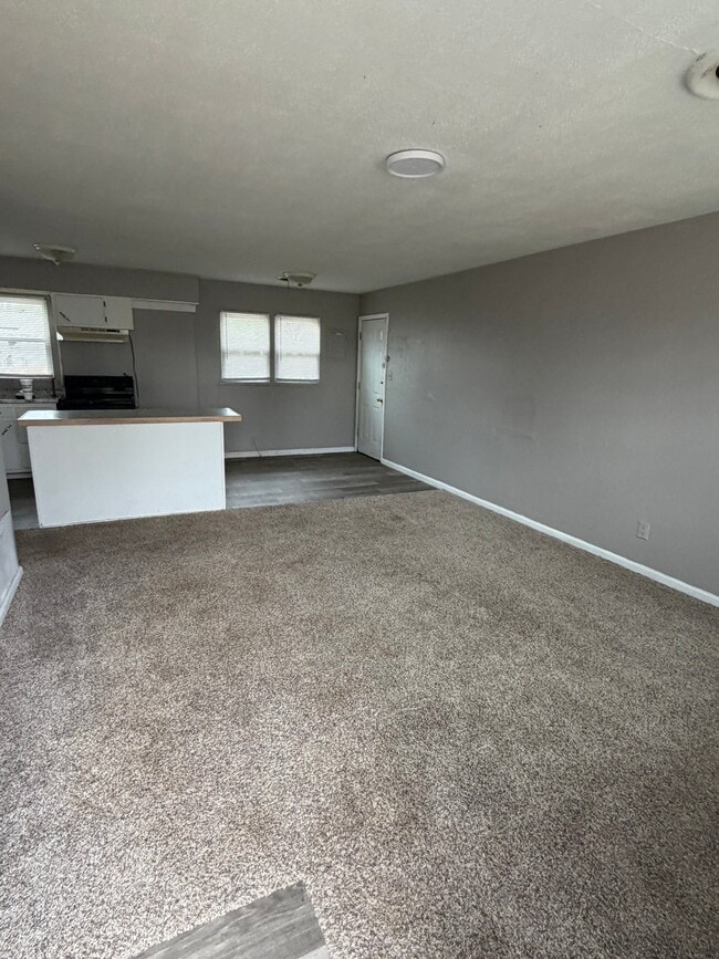 Photo - 5110 S Crockett St