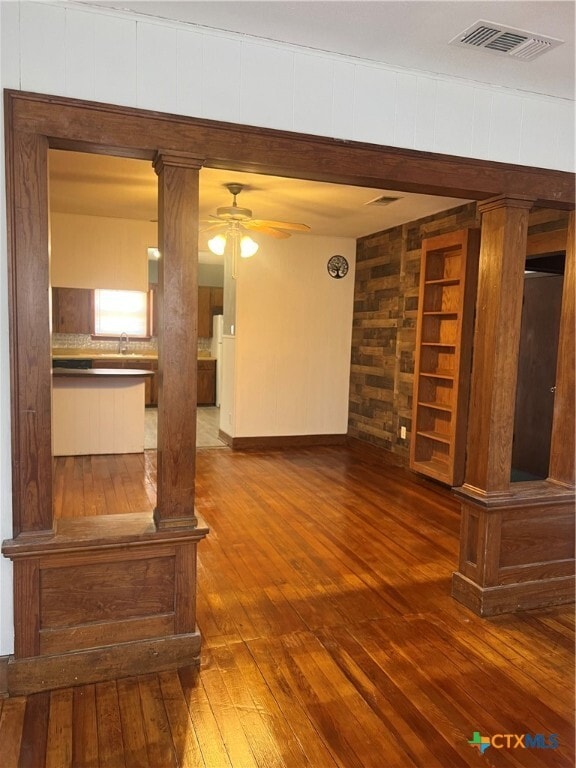 Photo - 284 Wright Ave