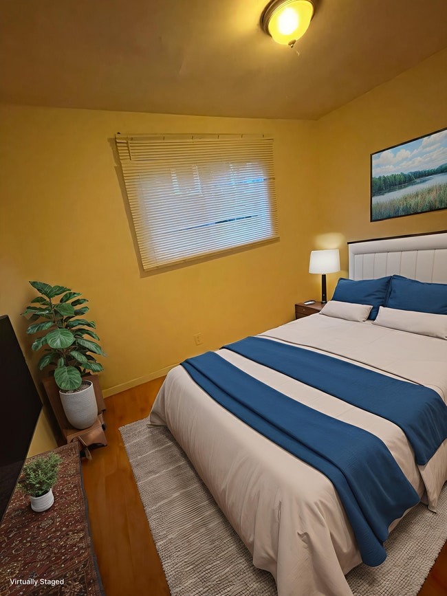 Photo - 840 E Westmoreland St