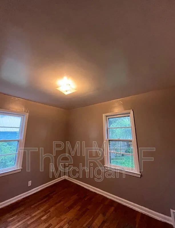 Photo - 813 Alvord Ave