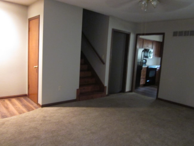 Photo - 427 S Cardinal Dr