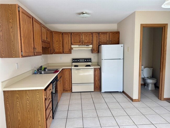 Photo - 4032 Canterbury Dr