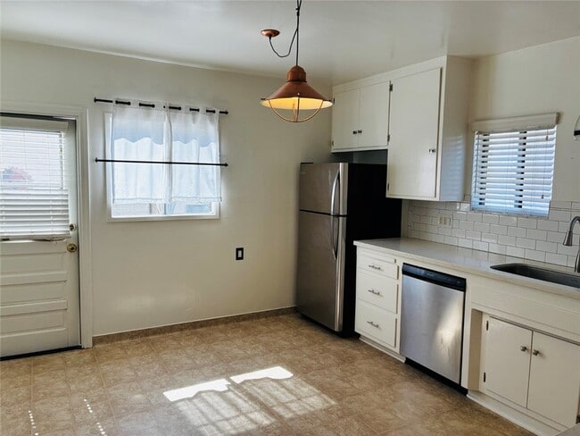 Photo - 110 Quincy Ave