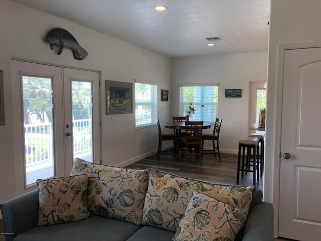 Photo - 1555 S Banana River Dr